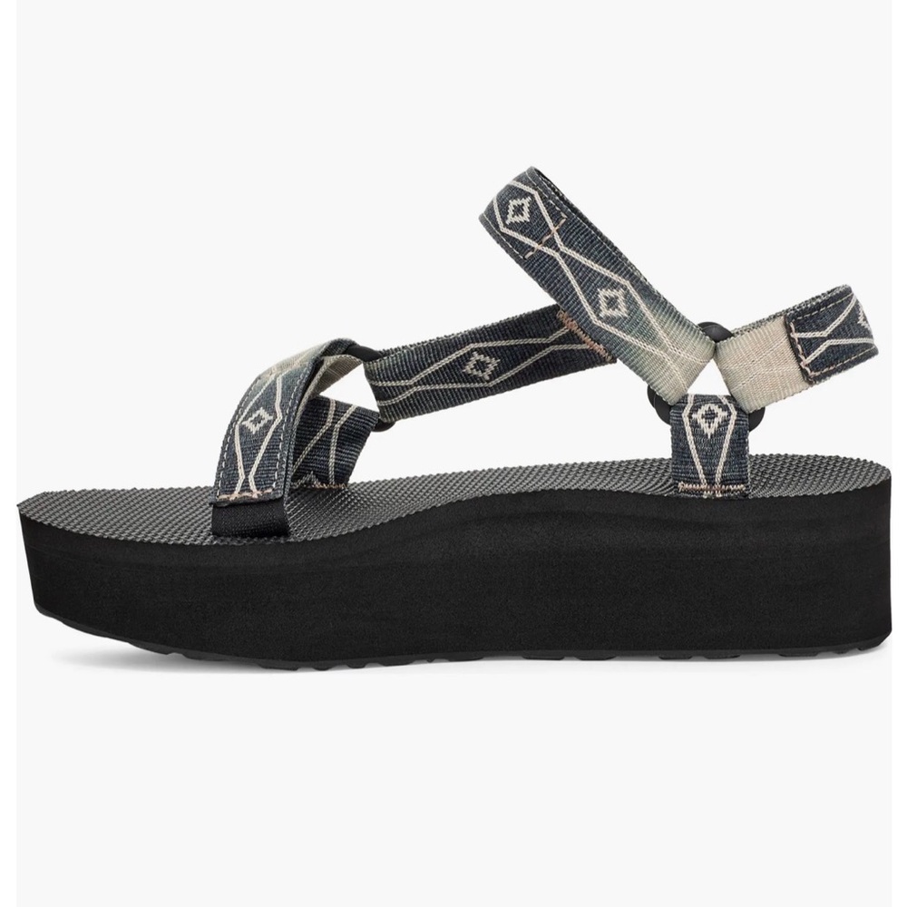 Teva Flatform Universal Sunscape Sandal (Women) NIB